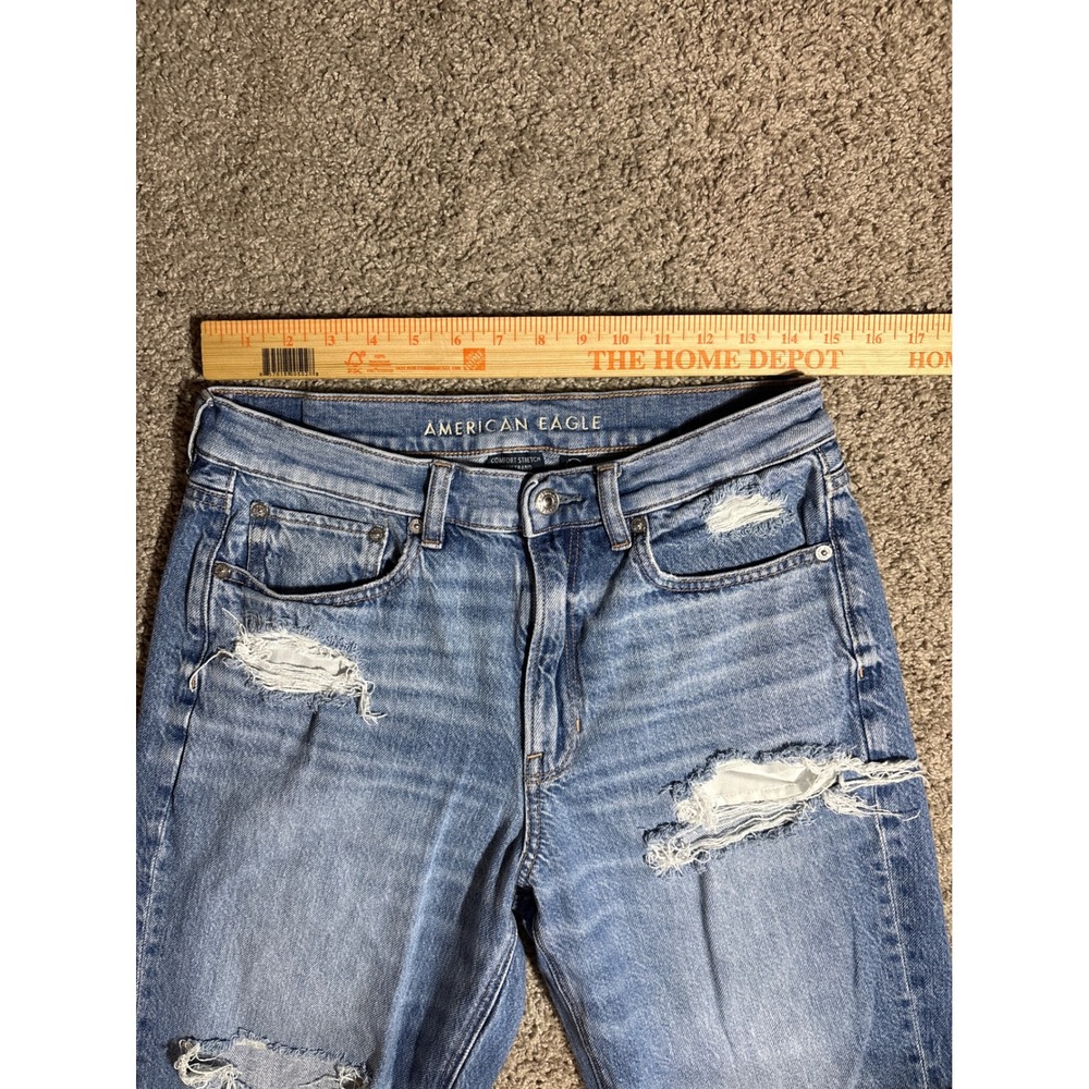 American Eagle High Waisted Baggy Distressed Light Wash Jeans Women Size 6 - Picture 7 of 9